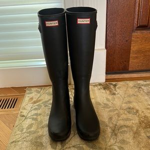 Hunter women’s refined slim fit Rainboot